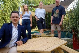 Outdoor-Küchen und Sitzgruppen für die Caritas-Kita St. Martin 